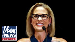 Kyrsten Sinema becomes Arizonas first female senator [upl. by Intirb]