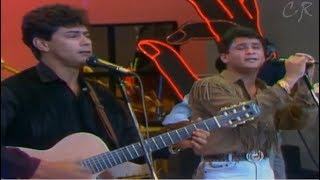 Leandro e Leonardo  Talismã  Domingão do Faustão 1990 [upl. by Rednijar]