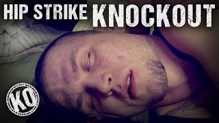 Self Defence Hip Strike Knockout [upl. by Birmingham]