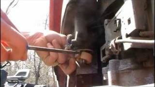 How to Clean a Carburetor Small engine [upl. by Chuah]