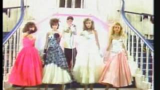 Timbiriche quotNo seas tan Cruelquot Videoclip Completo [upl. by Prouty130]