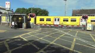 Birkdale Level Crossing [upl. by Maryn]