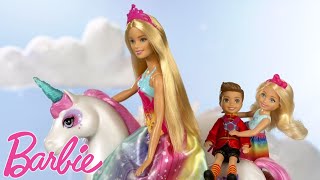 Licorne dans les nuages  Dreamtopia LIVE  BarbieFrançais [upl. by Oelgnaed]