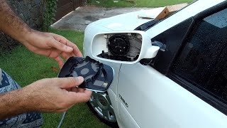 Como Trocar a Lente do Espelho Retrovisor do VW GOL G4 [upl. by Yodlem]