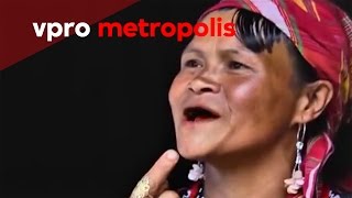 Black and filed teeth in the Philippines  vpro Metropolis [upl. by Oralle]